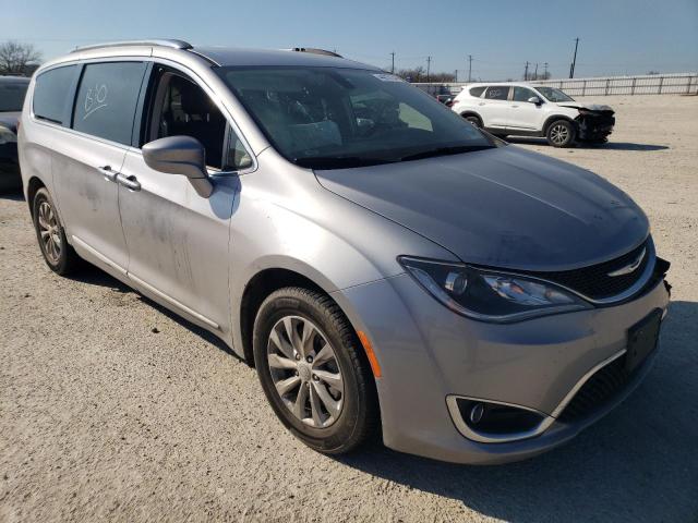 Photo 4 from auction – 2018 CHRYSLER PACIFICA T with VIN 2C4RC1BG8JR119839