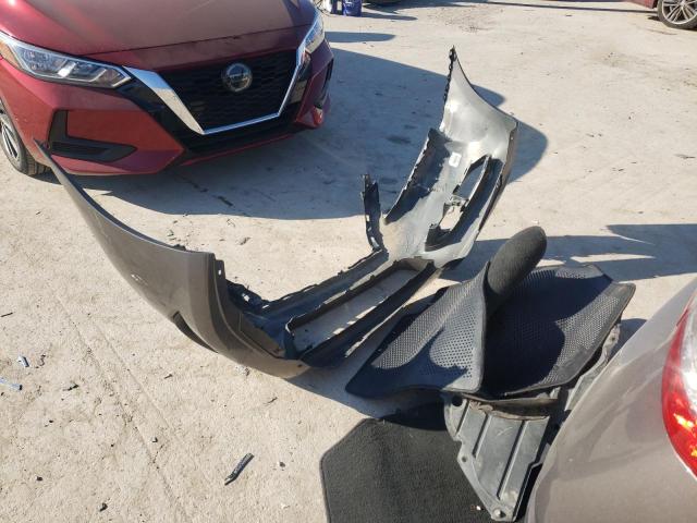 Photo 12 from auction – 2015 NISSAN SENTRA S with VIN 3N1AB7AP0FL663232