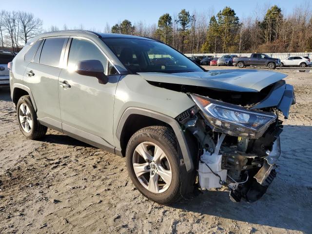 Photo 4 from auction – 2019 TOYOTA RAV4 XLE with VIN JTMP1RFV1KJ017342