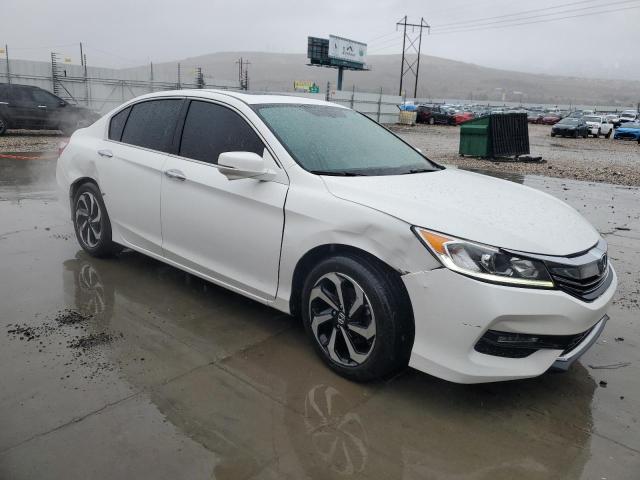 Photo 4 from auction – 2016 HONDA ACCORD with VIN 1HGCR2F82GA022566