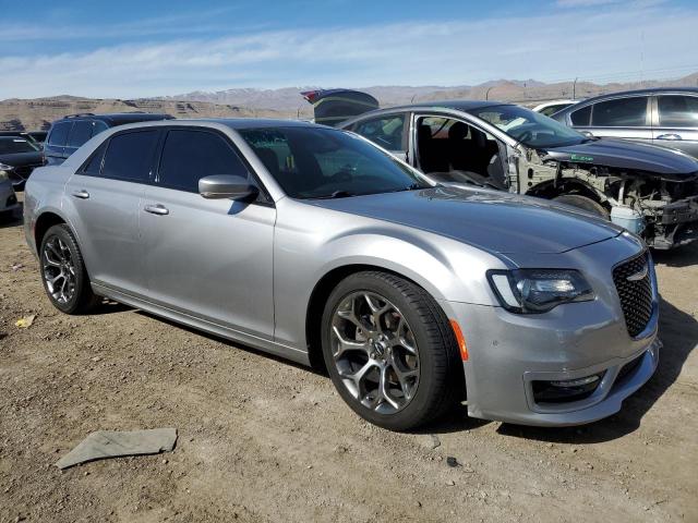Photo 4 from auction – 2018 CHRYSLER 300 S with VIN 2C3CCABG9JH245126