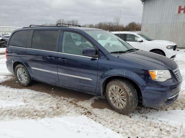 Photo 4 from auction – 2016 CHRYSLER TOWN & COU with VIN 2C4RC1CG2GR127006