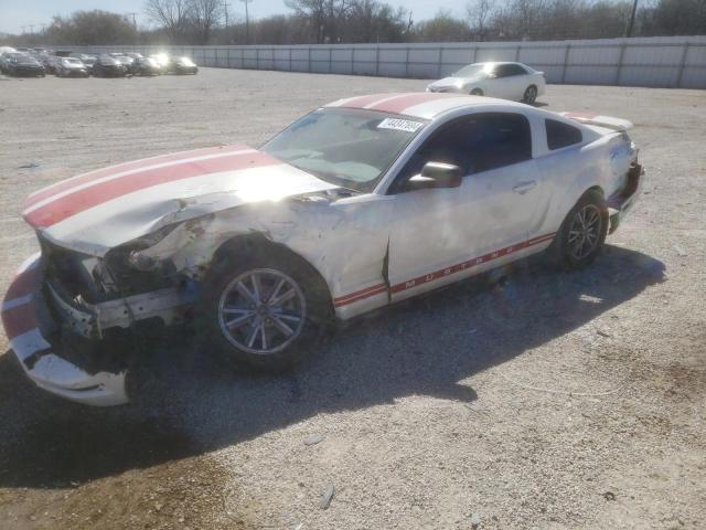 FORD MUSTANG 2005 with VIN 1ZVFT80NX55203769 - Photo from auction