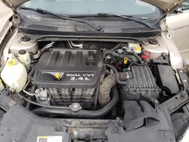 Photo 11 from auction – 2014 CHRYSLER 200 LX with VIN 1C3CCBAB2EN209724