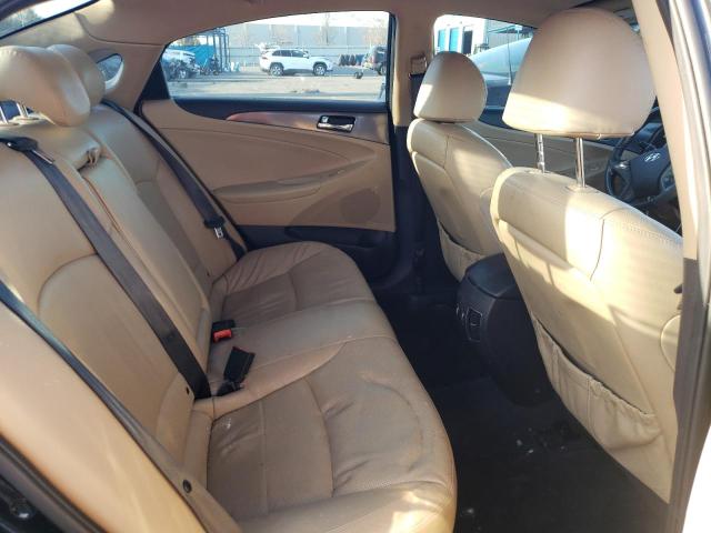 Photo 10 from auction – 2012 HYUNDAI SONATA HYB with VIN KMHEC4A48CA028970