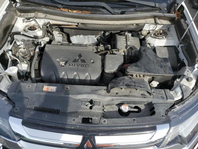 Photo 11 from auction – 2017 MITSUBISHI OUTLANDER with VIN JA4AZ3A35HZ050186