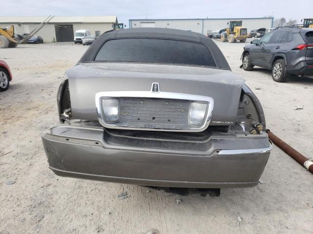 Photo 6 from auction – 2003 LINCOLN TOWN CAR E with VIN 1LNHM81W33Y621985