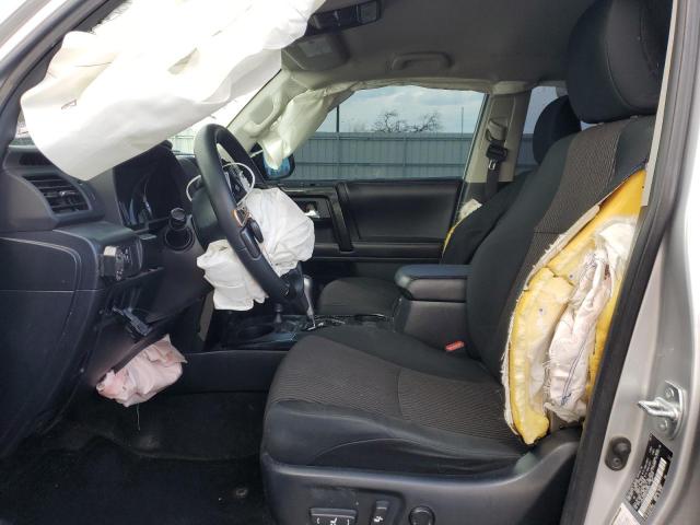 Photo 7 from auction – 2019 TOYOTA 4RUNNER SR with VIN JTEBU5JR9K5703430