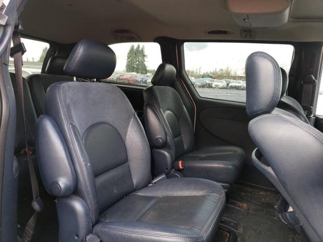 Photo 11 from auction – 2003 CHRYSLER TOWN & COU with VIN 2C8GT64LX3R379692