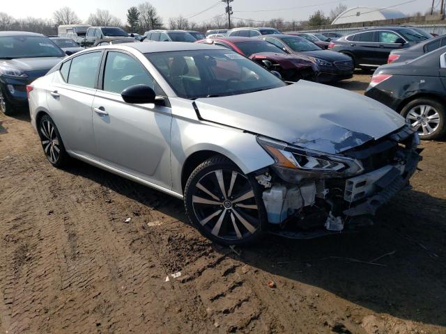 Photo 4 from auction – 2019 NISSAN ALTIMA SR with VIN 1N4BL4CV3KC127640