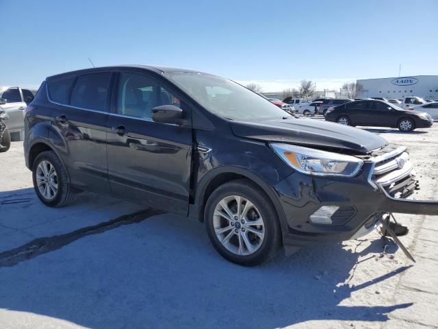 Photo 4 from auction – 2017 FORD ESCAPE SE with VIN 1FMCU0GD7HUE07663