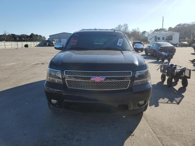 Photo 5 from auction – 2011 CHEVROLET SUBURBAN C with VIN 1GNSCJE09BR235095