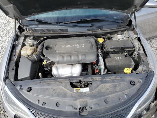 Photo 11 from auction – 2015 CHRYSLER 200 LIMITE with VIN 1C3CCCAB3FN628687