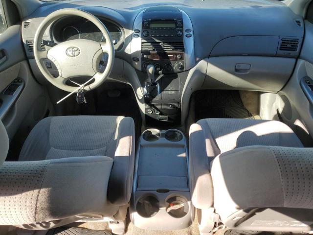 Photo 8 from auction – 2010 TOYOTA SIENNA with VIN 5TDJK4CC6AS028900