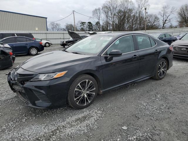 TOYOTA CAMRY SE 2020 with VIN 4T1G11AK2LU378718 - Photo from auction