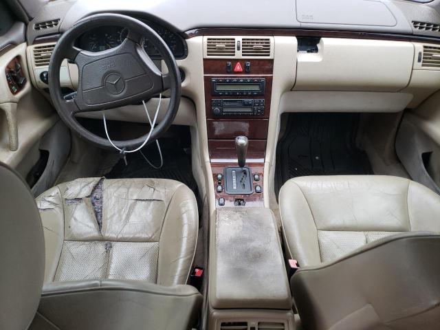 Photo 8 from auction – 1996 MERCEDES-BENZ E 320 with VIN WDBJF55F4TJ017653