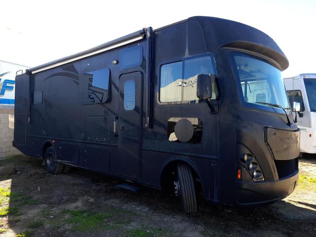 THOR MOTORHOME 2015 with VIN 1F65F5DY1F0A12199 - Photo from auction
