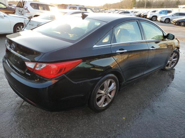 Photo 3 from auction – 2011 HYUNDAI SONATA SE with VIN 5NPEC4AC9BH074374