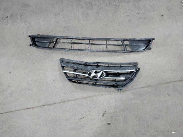 Photo 12 from auction – 2010 HYUNDAI SONATA with VIN 5NPET4AC0AH630215
