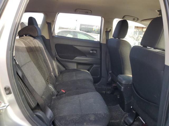 Photo 10 from auction – 2018 MITSUBISHI OUTLANDER with VIN JA4AZ3A36JJ005195