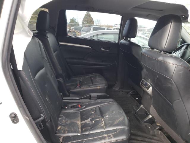 Photo 10 from auction – 2018 TOYOTA HIGHLANDER with VIN 5TDJZRFH6JS860978