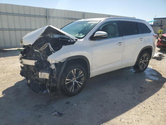 TOYOTA HIGHLANDER 2016 with VIN 5TDKKRFH0GS128251 - Photo from auction