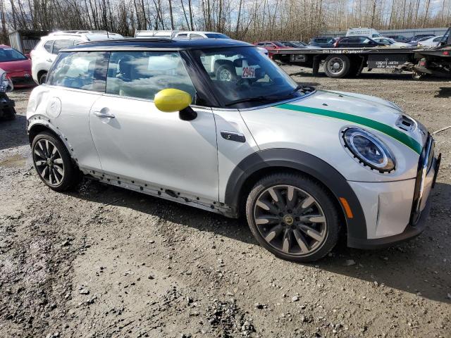 Photo 4 from auction – 2022 MINI COOPER SE with VIN WMW13DJ05N2R93389