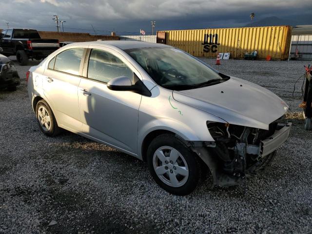 Zdjęcie 4 z aukcji – 2015 CHEVROLET SONIC LS z VIN 1G1JA5SG3F4110205
