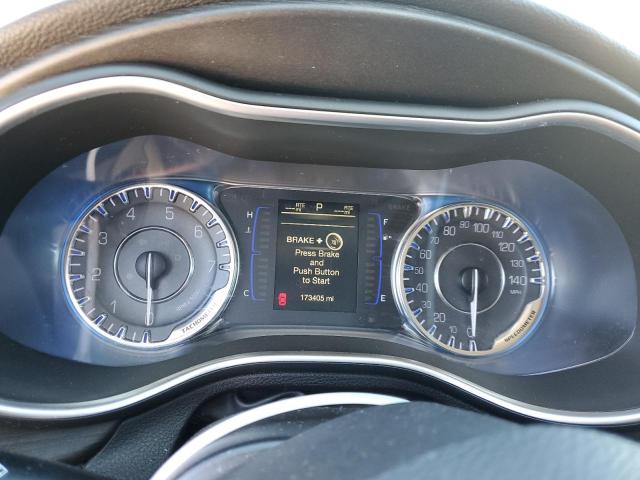 Photo 9 from auction – 2016 CHRYSLER 200 LIMITE with VIN 1C3CCCAB4GN140995
