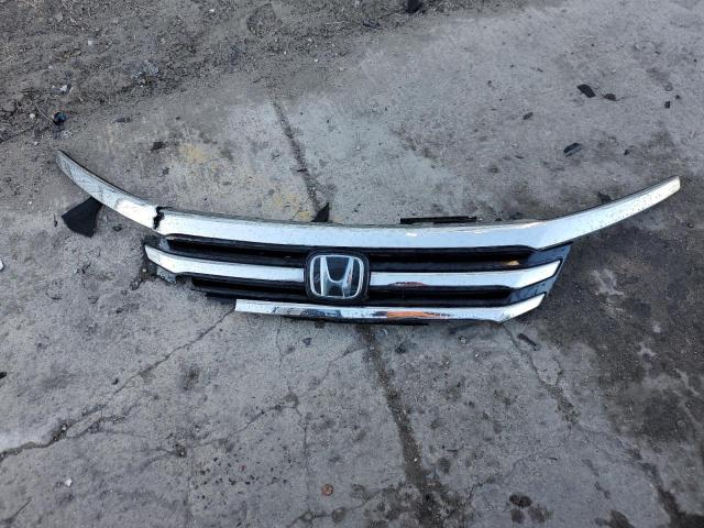 Photo 13 from auction – 2018 HONDA PILOT TOUR with VIN 5FNYF6H92JB012113