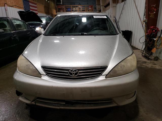 Photo 5 from auction – 2005 TOYOTA CAMRY LE with VIN JTDBF30K950165501