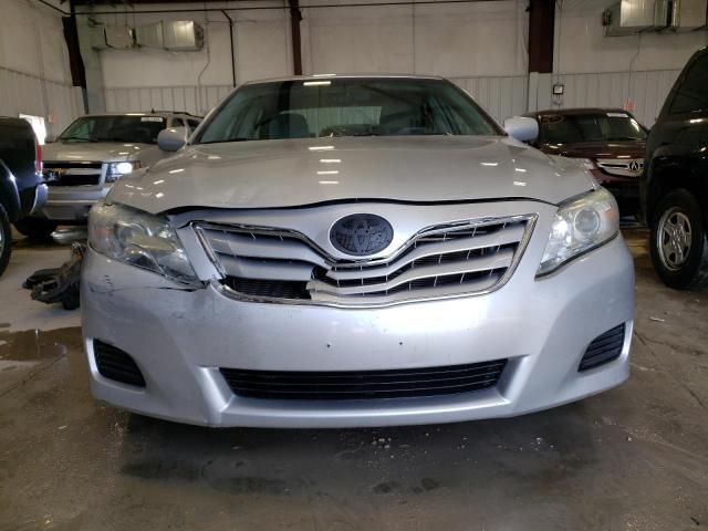 Zdjęcie 5 z aukcji – 2010 TOYOTA CAMRY BASE z VIN 4T4BF3EK7AR045483