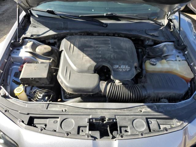 Photo 11 from auction – 2018 CHRYSLER 300 S with VIN 2C3CCABG9JH245126