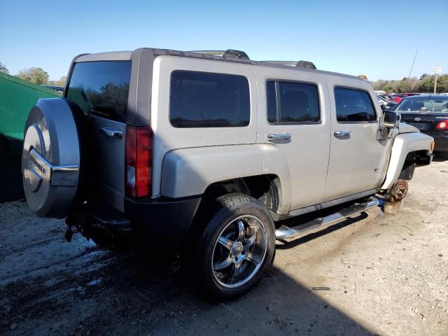 Photo 3 from auction – 2006 HUMMER H3 with VIN 5GTDN136568283197