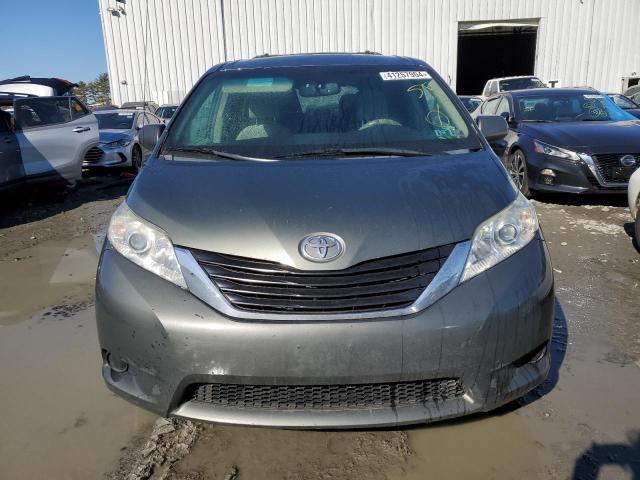 Photo 5 from auction – 2013 TOYOTA SIENNA LE with VIN 5TDKK3DCXDS382405