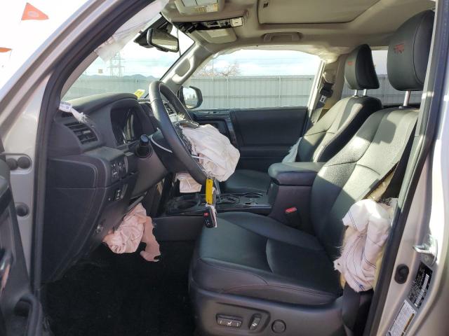 Photo 7 from auction – 2020 TOYOTA 4RUNNER SR with VIN JTEBU5JR4L5829910