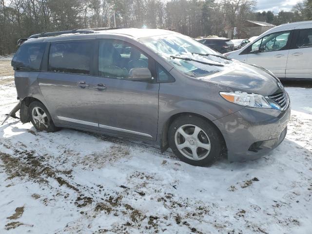 Photo 4 from auction – 2016 TOYOTA SIENNA LE with VIN 5TDKK3DC9GS696602