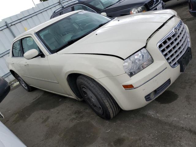 Photo 4 from auction – 2005 CHRYSLER 300 TOURIN with VIN 2C3AA53G05H506507