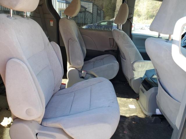 Photo 11 from auction – 2017 TOYOTA SIENNA LE with VIN 5TDJZ3DC8HS174455