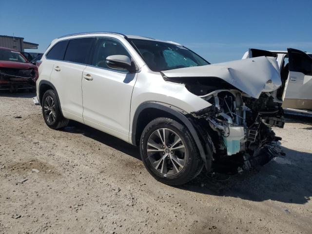 Zdjęcie 4 z aukcji – 2016 TOYOTA HIGHLANDER z VIN 5TDKKRFH0GS128251