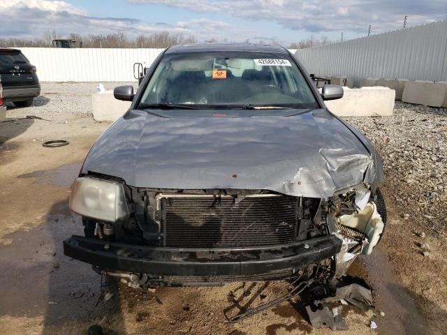 Photo 5 from auction – 2004 VOLKSWAGEN PASSAT GLS with VIN WVWPD63B54P042602