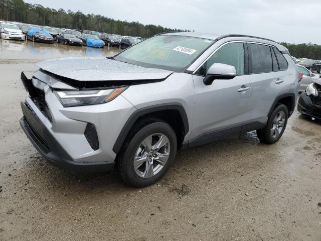 Photo 1 from auction – 2022 TOYOTA RAV4 XLE with VIN 2T3W1RFV9NC177892