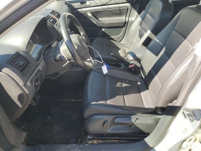 Photo 7 from auction – 2010 VOLKSWAGEN JETTA LIMI with VIN 3VWAX7AJ2AM106963
