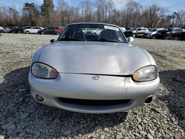 Photo 5 from auction – 2000 MAZDA MX-5 MIATA with VIN JM1NB3531Y0152112