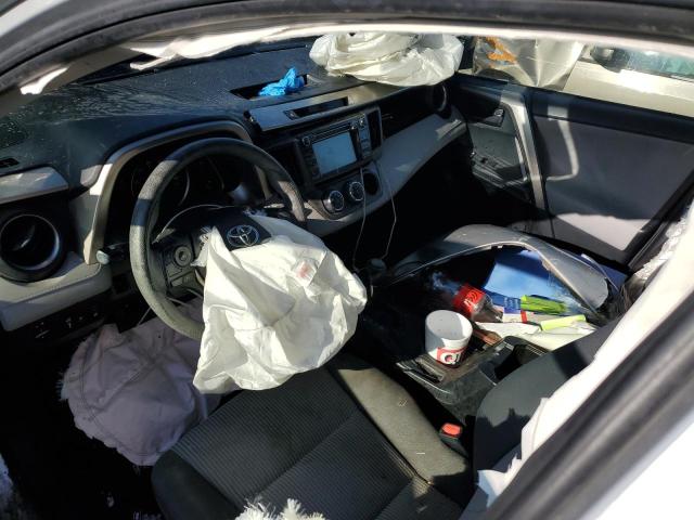 Photo 8 from auction – 2015 TOYOTA RAV4 LE with VIN JTMZFREV9FJ045942
