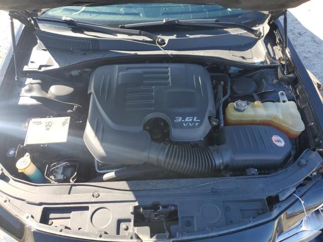 Foto 11 de la subasta – 2015 CHRYSLER 300 LIMITE con VIN 2C3CCAAG6FH837754