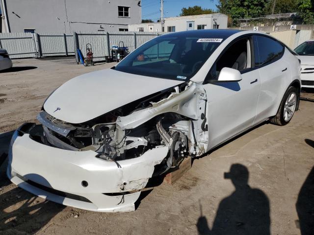 TESLA MODEL Y 2020 with VIN 5YJYGDEE3LF025247 - Photo from auction