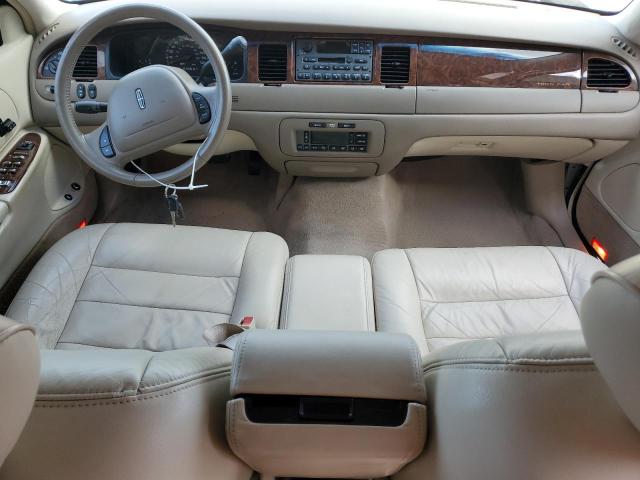 Photo 8 from auction – 2002 LINCOLN TOWN CAR E with VIN 1LNHM81W82Y670419