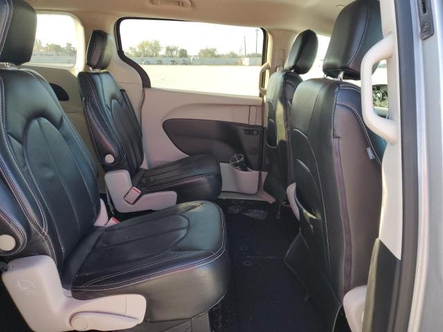 Photo 11 from auction – 2017 CHRYSLER PACIFICA L with VIN 2C4RC1CG8HR513091