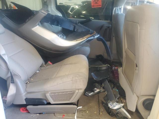 Photo 11 from auction – 2008 CHRYSLER TOWN & COU with VIN 2A8HR54P28R664050